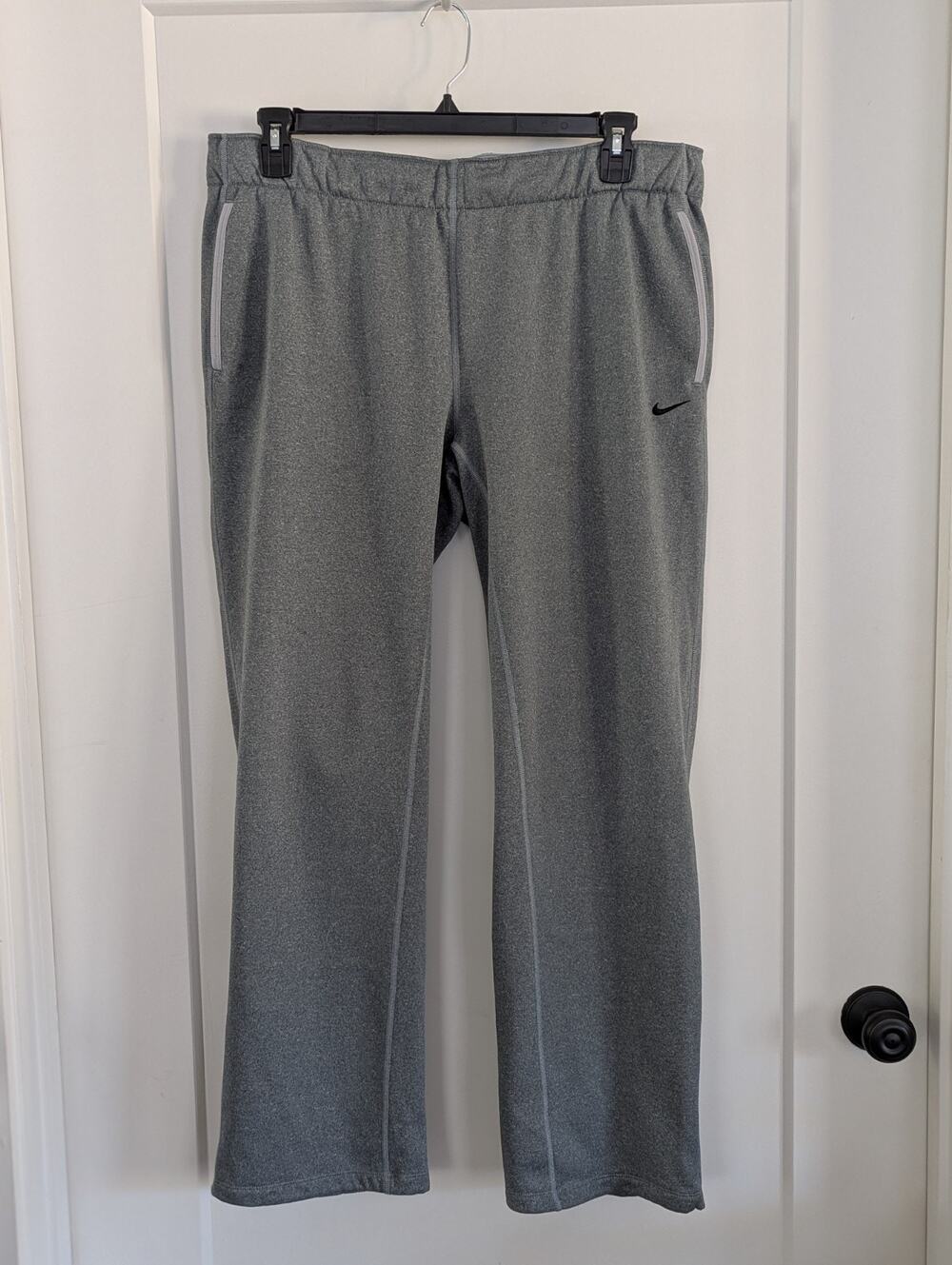 Nike Therma Fit Men's XL(38×30) Gray Athletic Pants Active Wear Fleece Lined